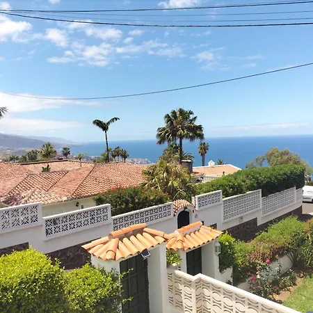 Ma Petite Illusion,sunset,ocean View Apartment